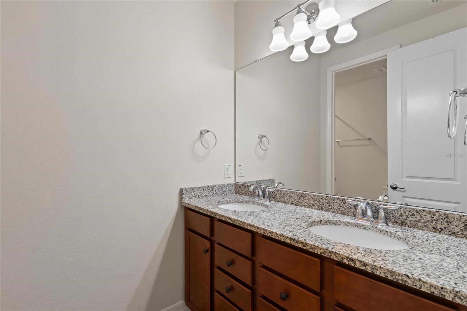 STARKEY RANCH - Residential