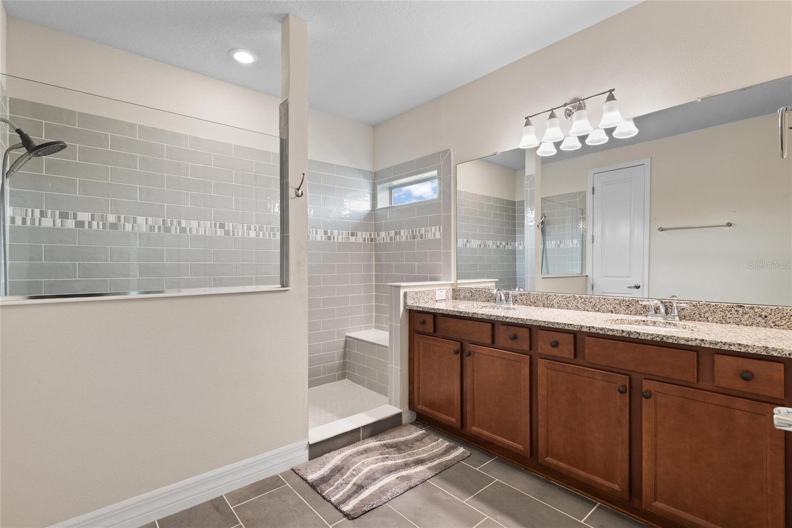 STARKEY RANCH - Residential