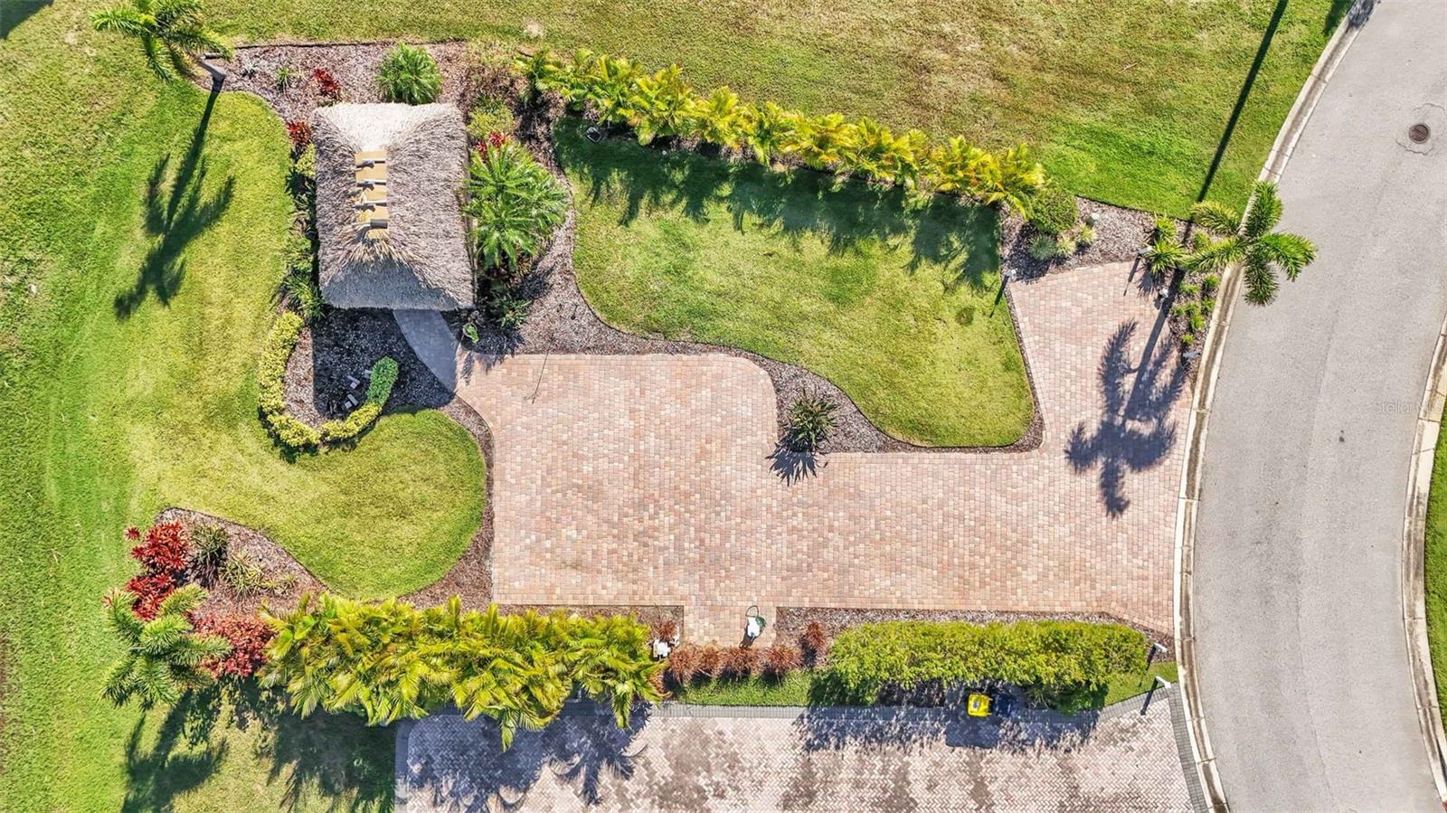 BAY LAKE RESIDENCE - Land