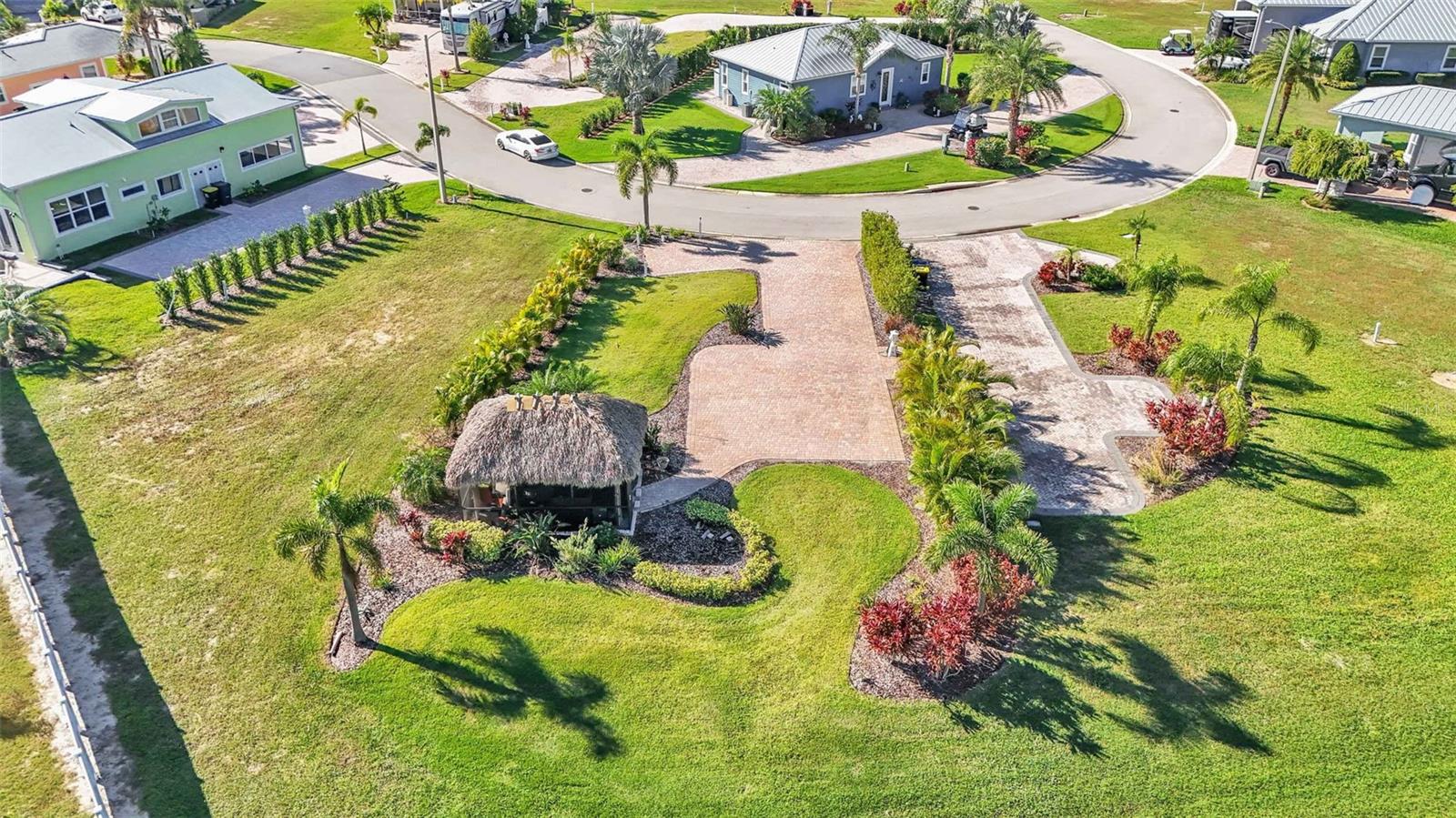 BAY LAKE RESIDENCE - Land