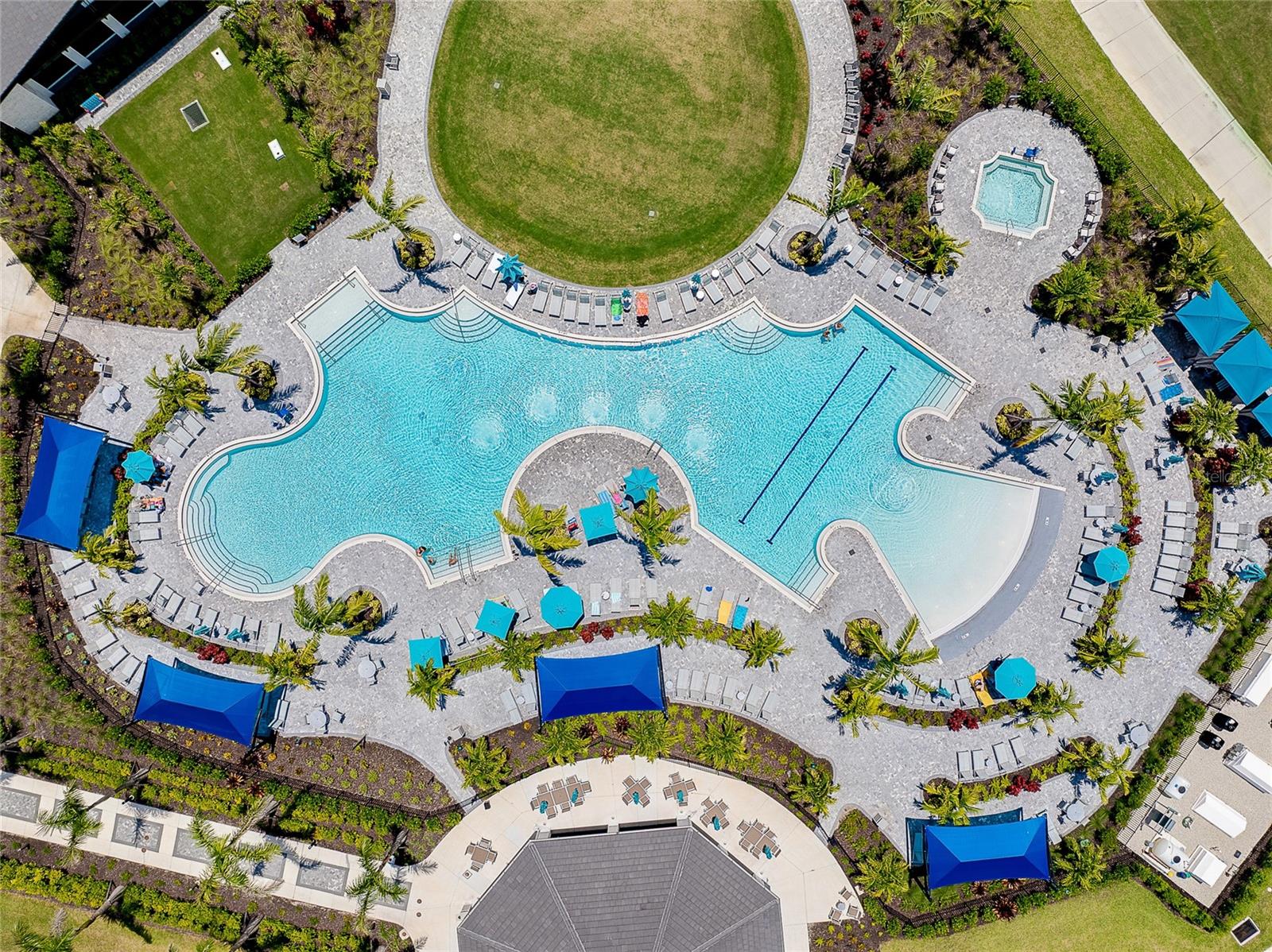 WELLEN PARK GOLF & COUNTRY CLUB - Residential