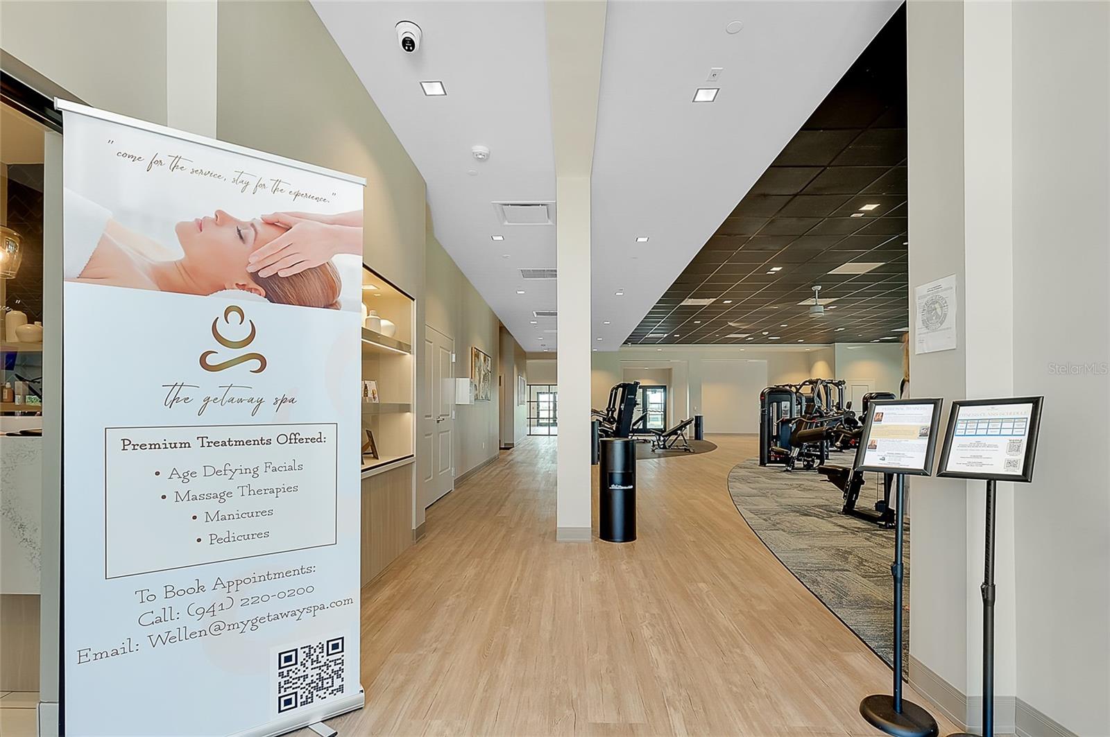 WELLEN PARK GOLF & COUNTRY CLUB - Residential