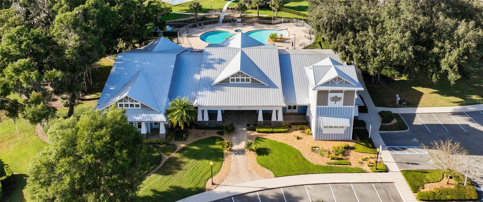 GRAND OAKS MANOR PH 1 - Residential