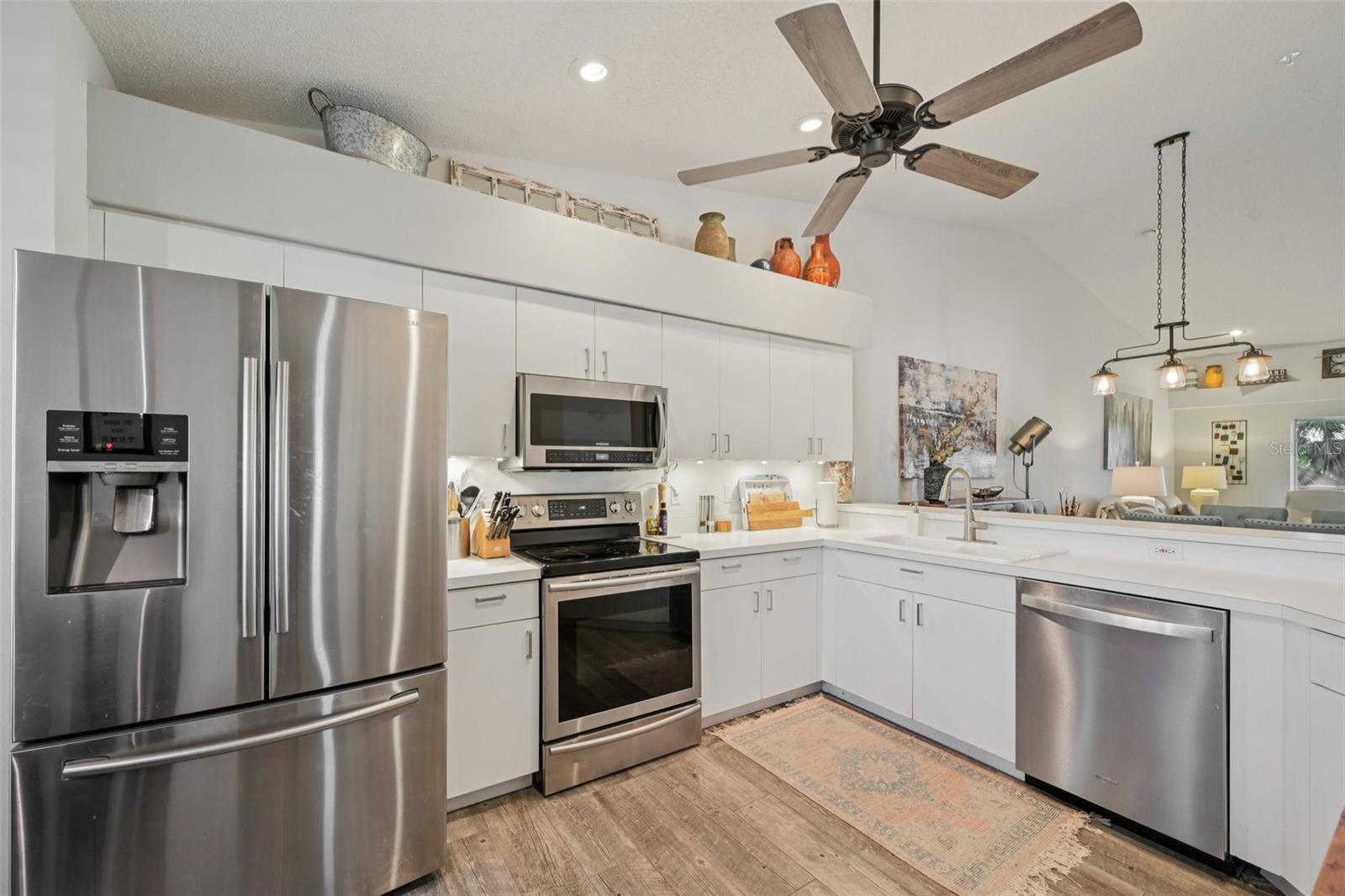 STONEYBROOK VERANDA GREENS 1 - Residential