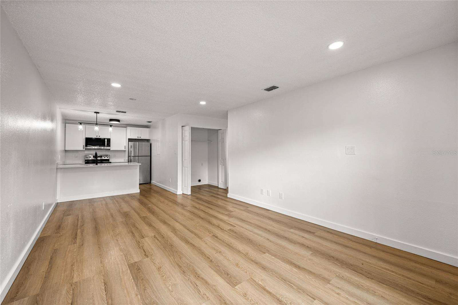 GREENFIELDS 01 - Residential Income