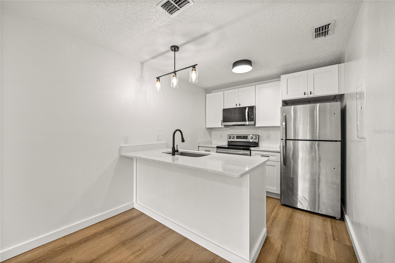 GREENFIELDS 01 - Residential Income