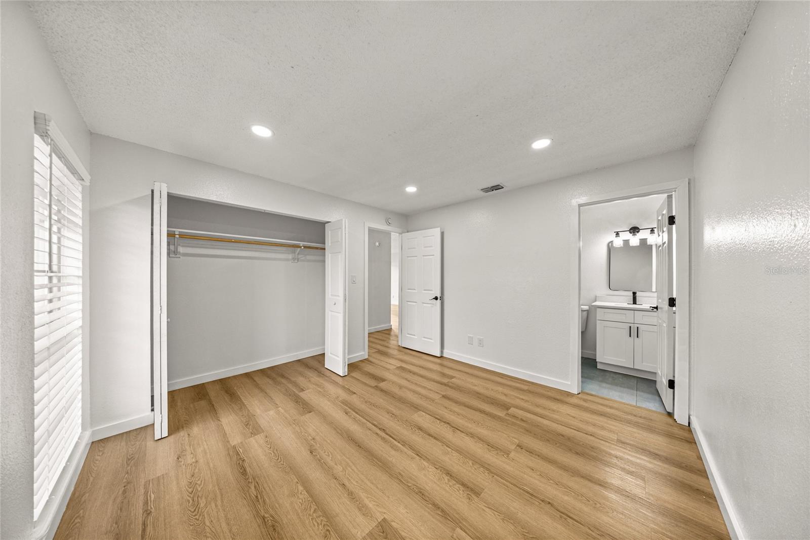 GREENFIELDS 01 - Residential Income