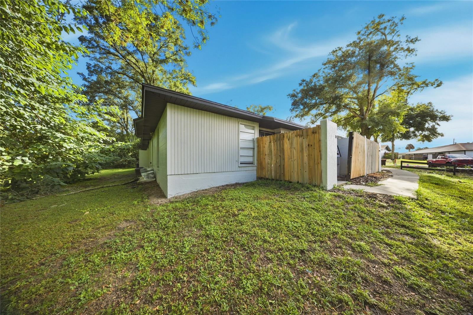 GREENFIELDS 01 - Residential Income