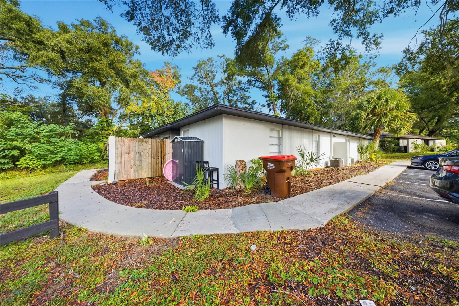 GREENFIELDS 01 - Residential Income