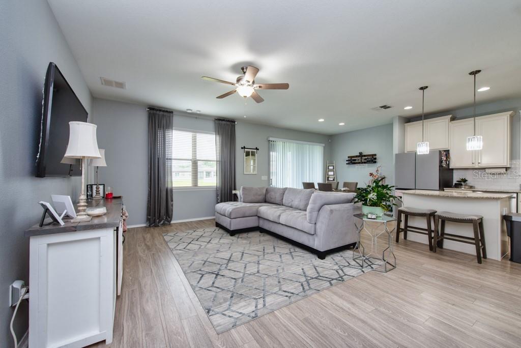 1942 TRILLIUM BOULEVARD