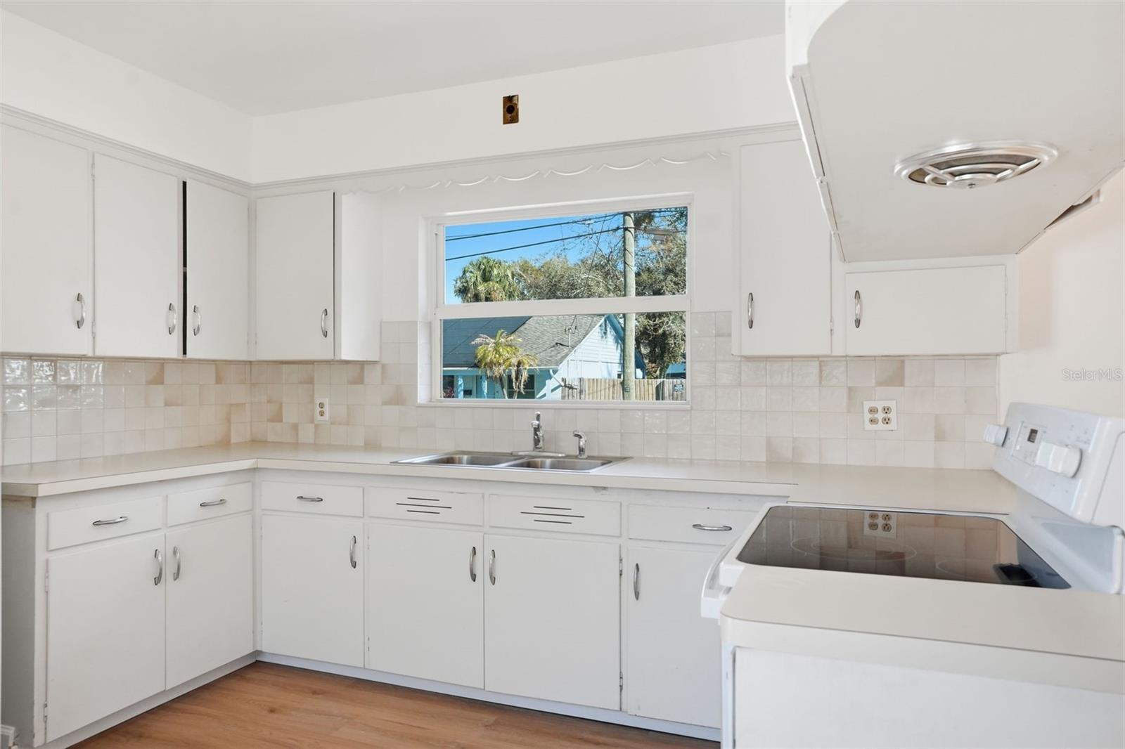 ORANGE GROVE PARK - Residential