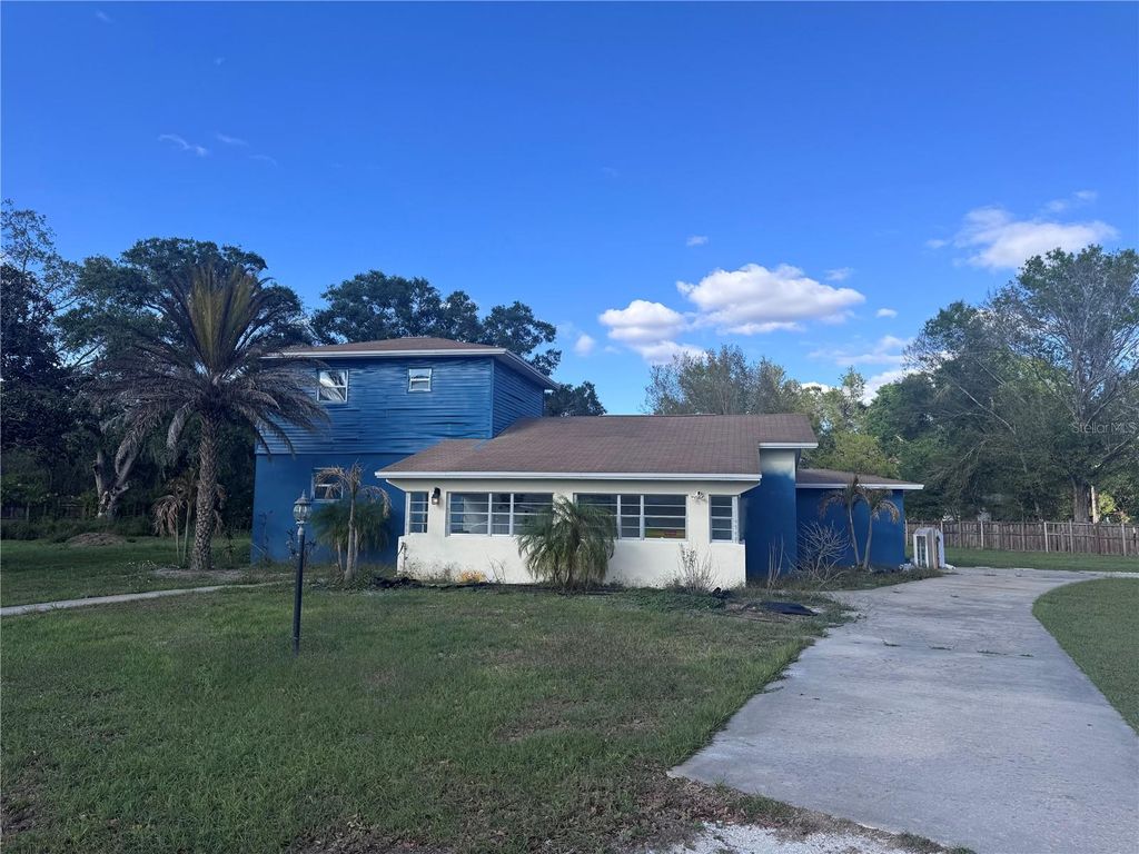 Photo of 1142 SW Mildred Street, Arcadia, FL 34266 (MLS # C7524077)