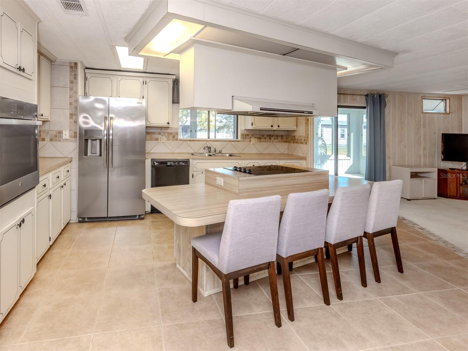 HARBOR ISLES III - Residential