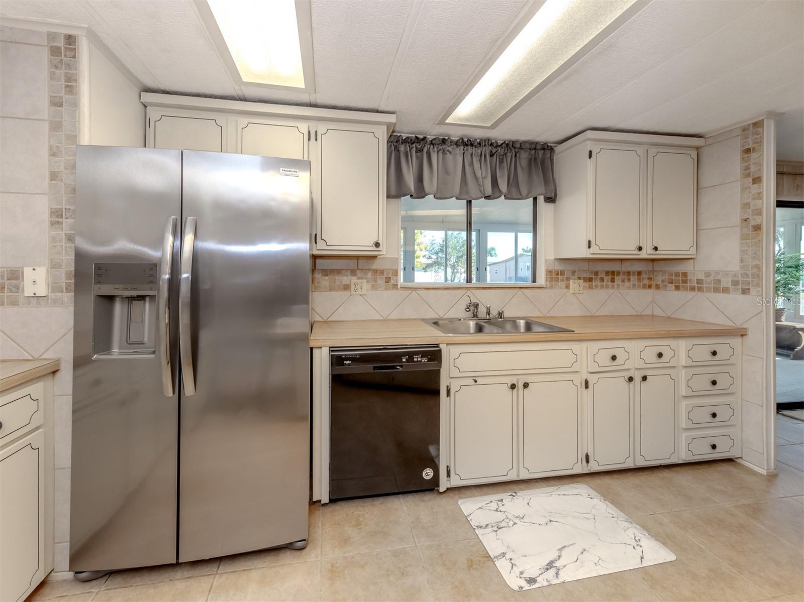 HARBOR ISLES III - Residential