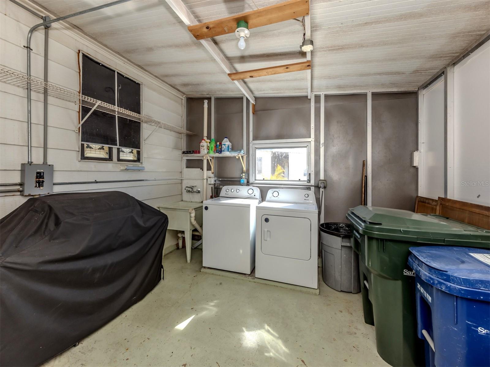 HARBOR ISLES III - Residential