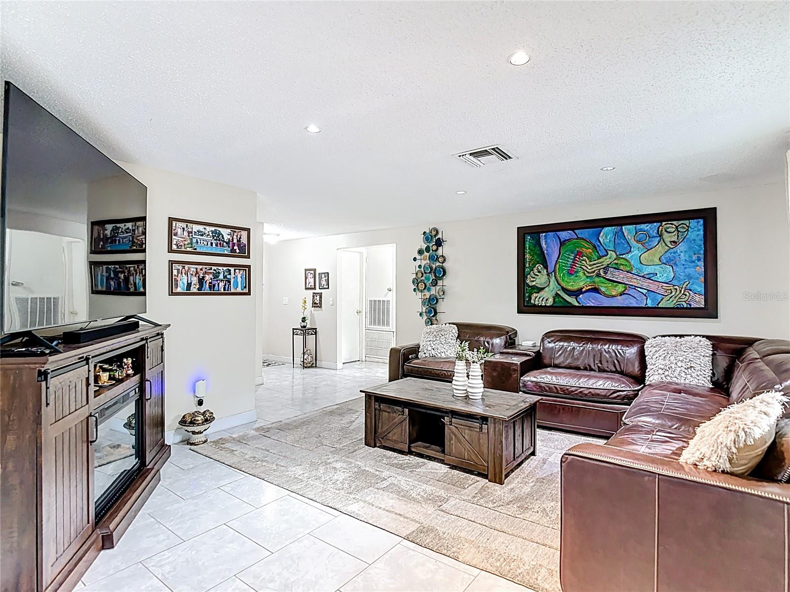 RANCHESTER UNIT II - Residential