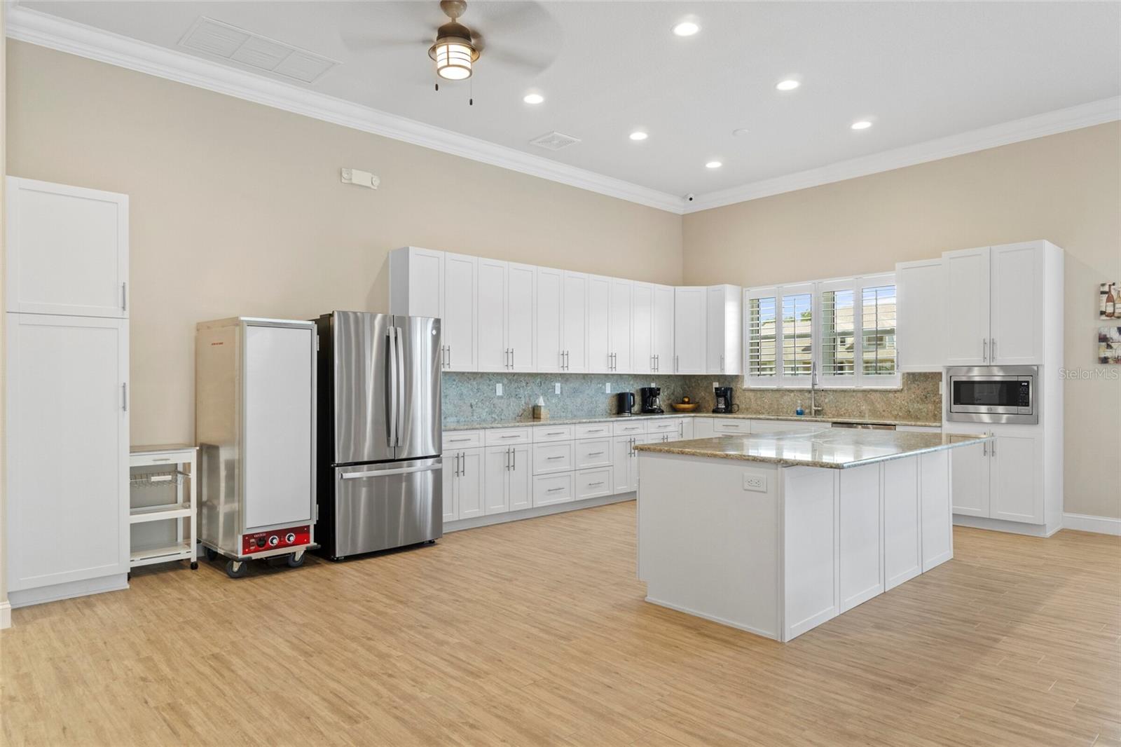 SAND PEBBLE POINTE CONDO 01 AMD 02 - Residential Lease