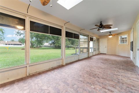 Tiny photo for 4829 NE 60th Terrace, Silver Springs, FL 34488 (MLS # TB8454566)