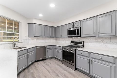 Tiny photo for 4829 NE 60th Terrace, Silver Springs, FL 34488 (MLS # TB8454566)