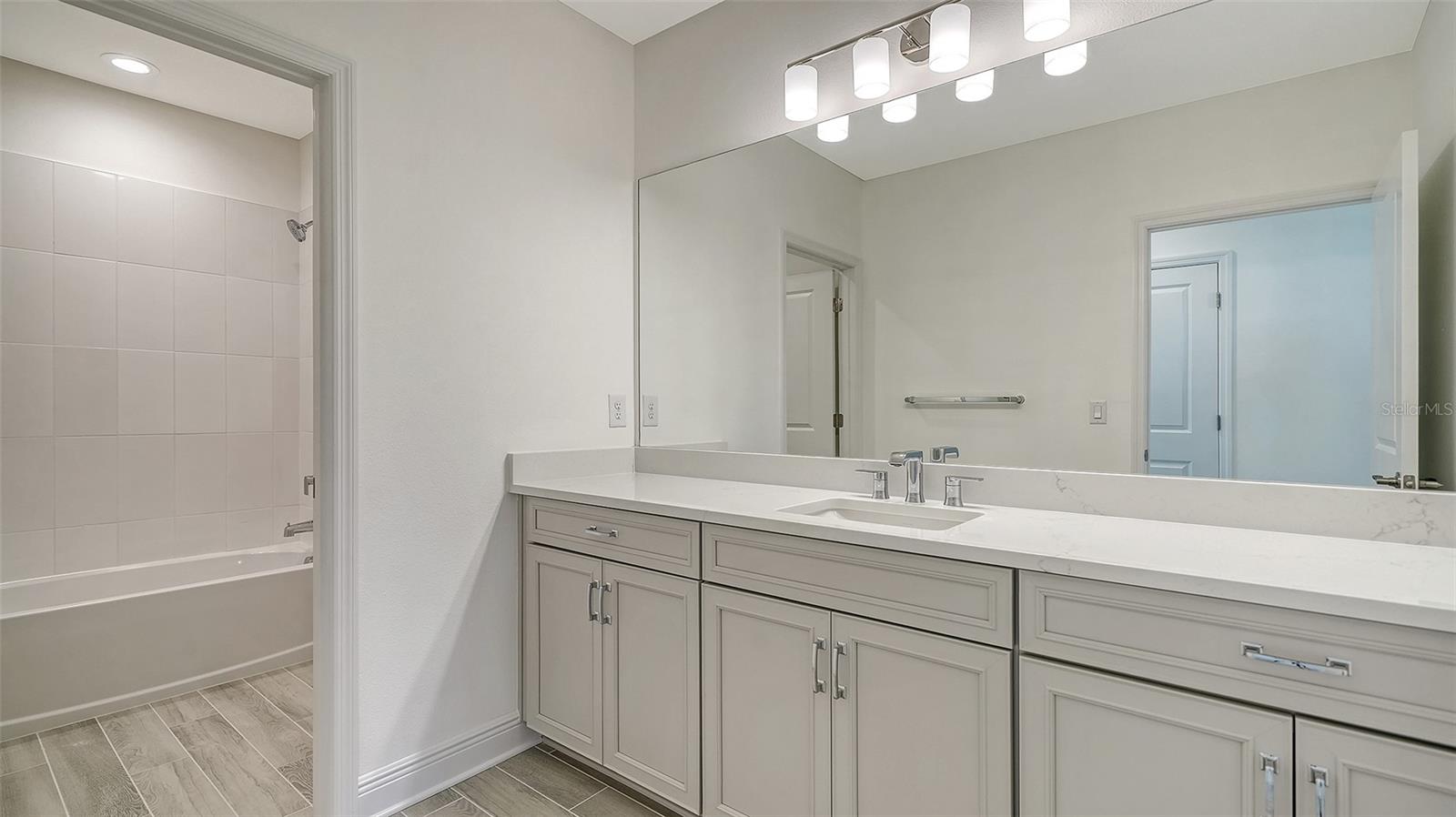 WINDWARD AT LAKEWOOD RANCH PHASE 2 - Residential