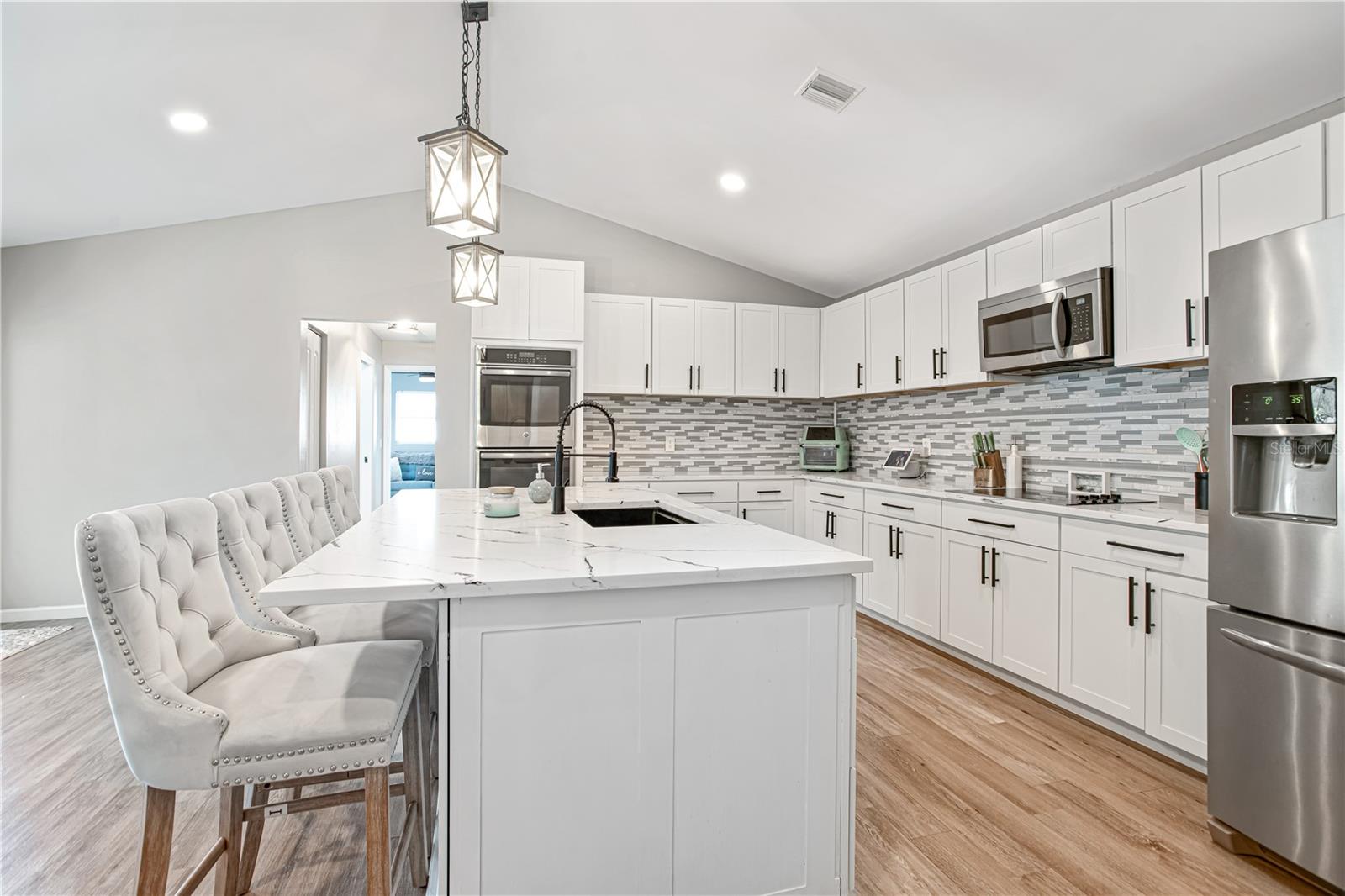 GULF VIEW ESTATES - Residential