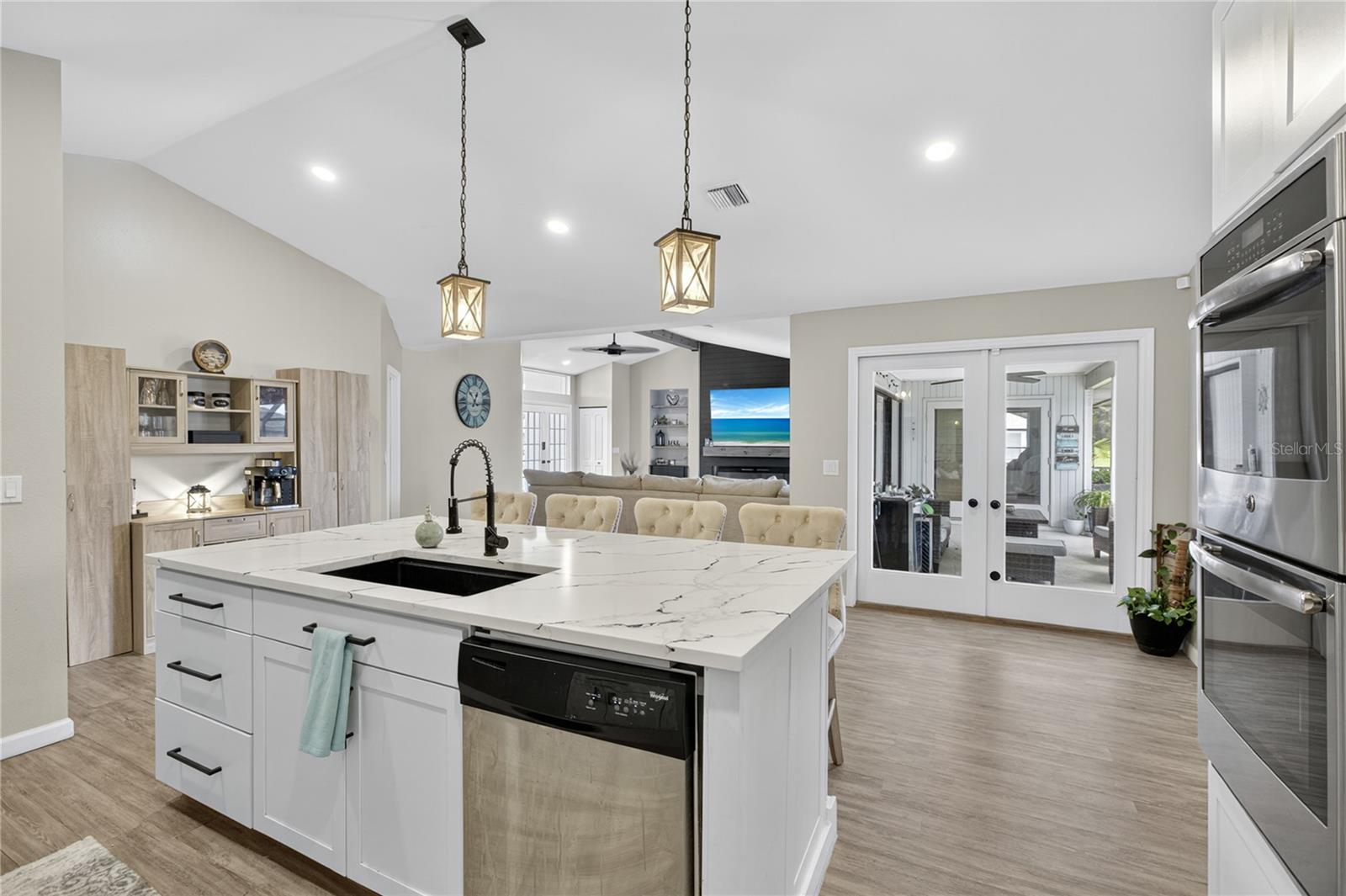 GULF VIEW ESTATES - Residential