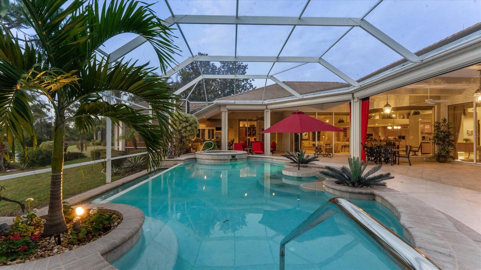 UNIVERSITY PARK COUNTRY CLUB - Residential