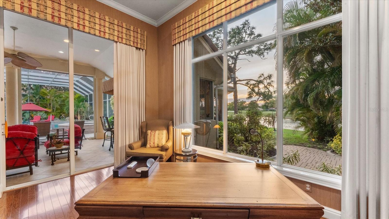 UNIVERSITY PARK COUNTRY CLUB - Residential