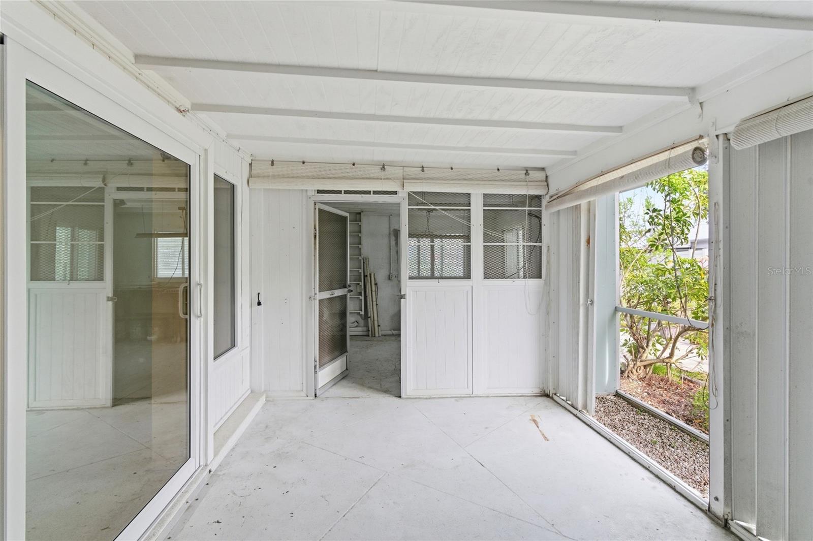RIDGEWAY - Residential
