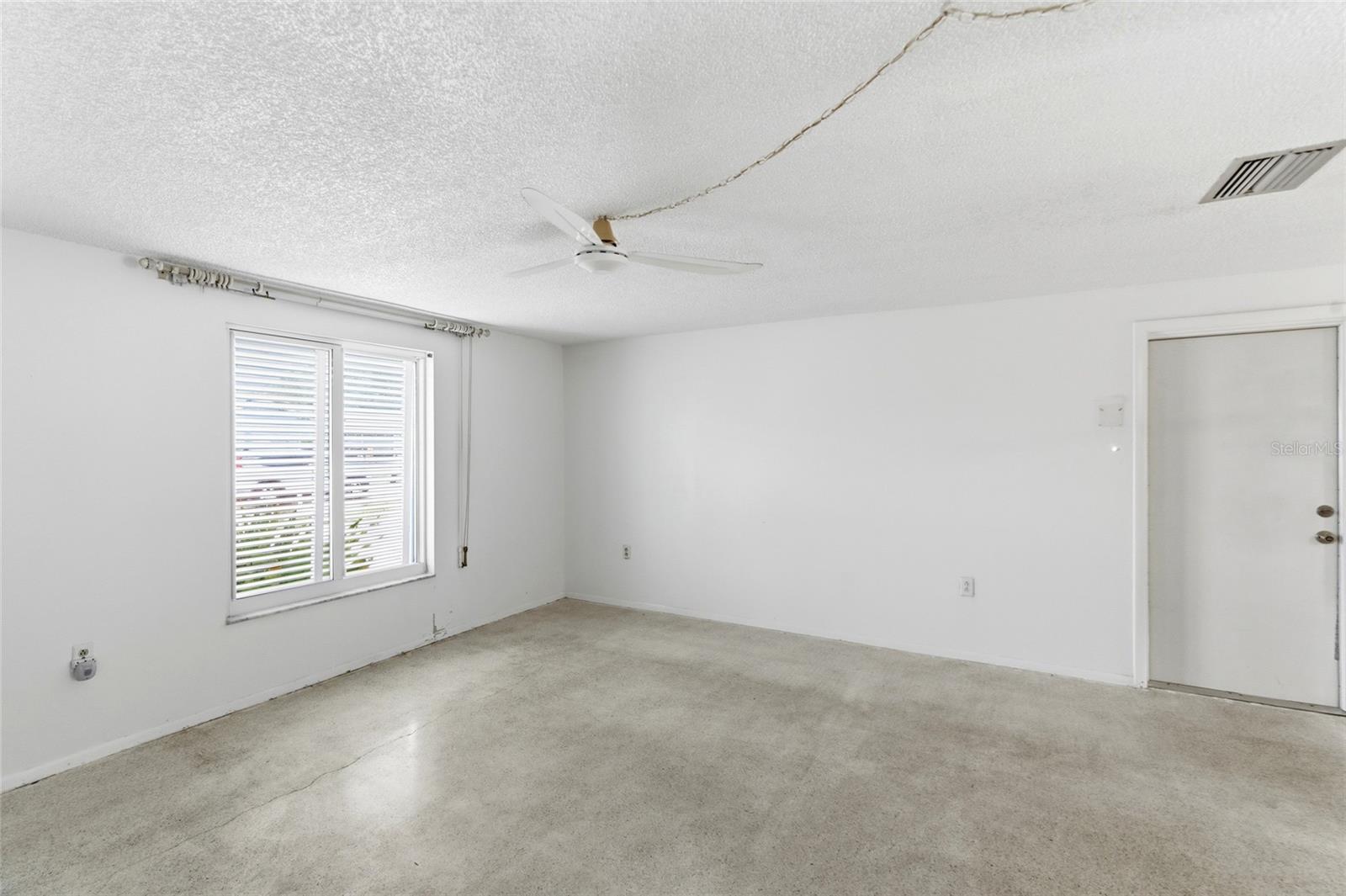 RIDGEWAY - Residential