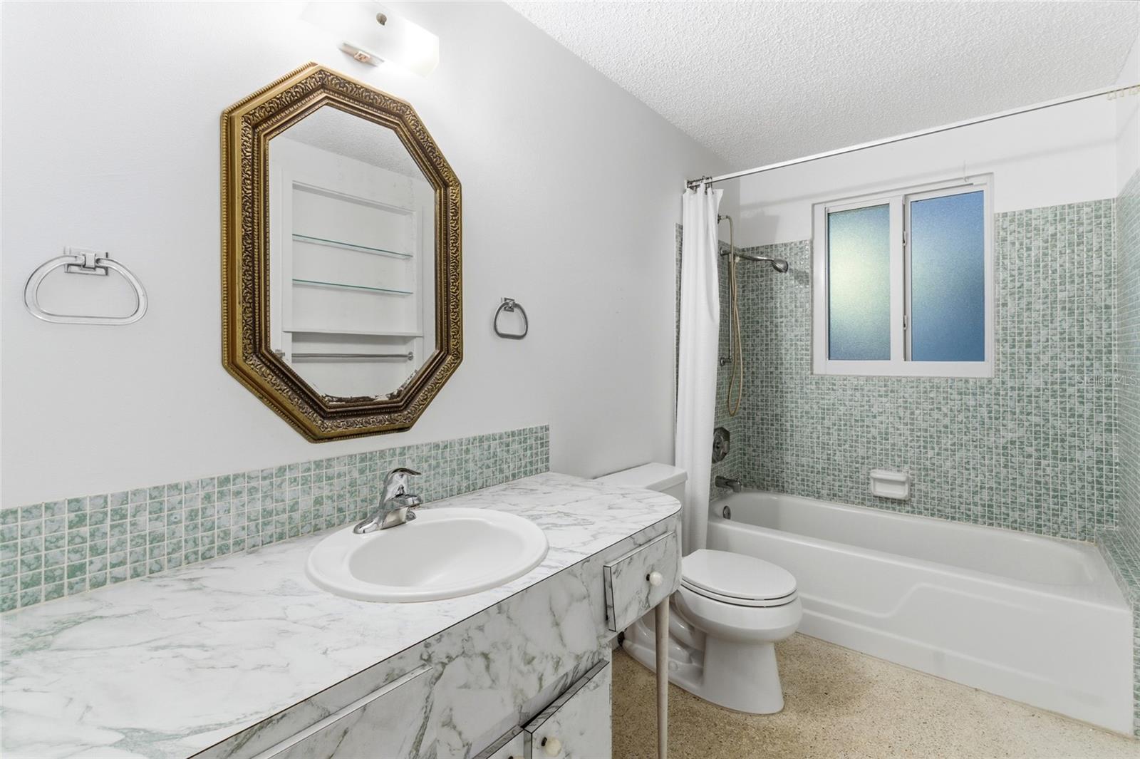RIDGEWAY - Residential