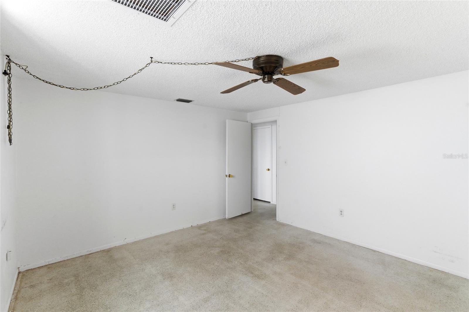 RIDGEWAY - Residential