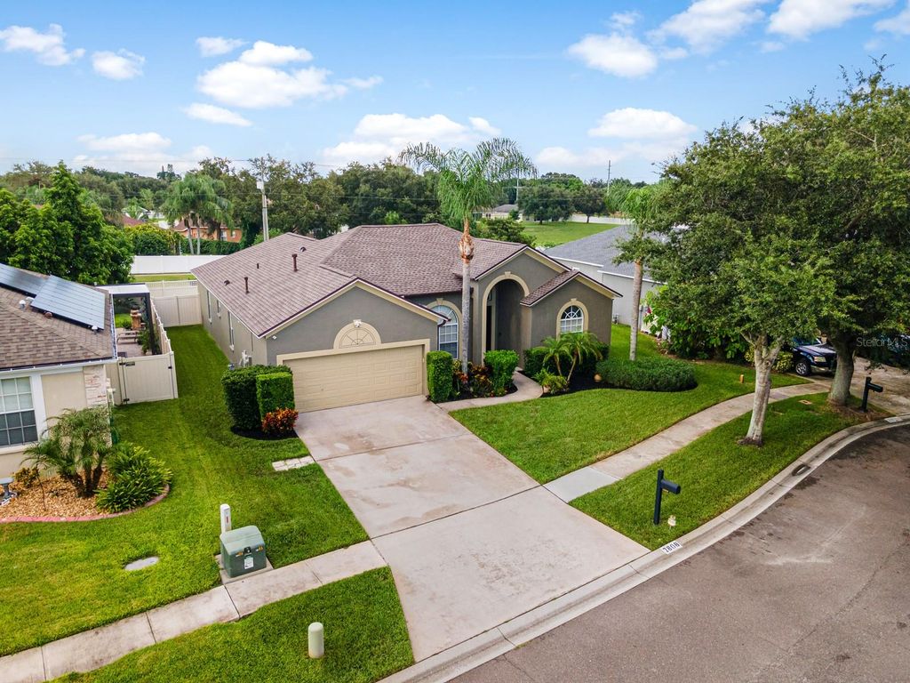 Photo of 2808 Abbey Grove Drive, Valrico, FL 33594 (MLS # TB8382139)