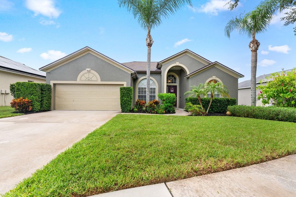 Photo of 2808 Abbey Grove Drive, Valrico, FL 33594 (MLS # TB8382139)