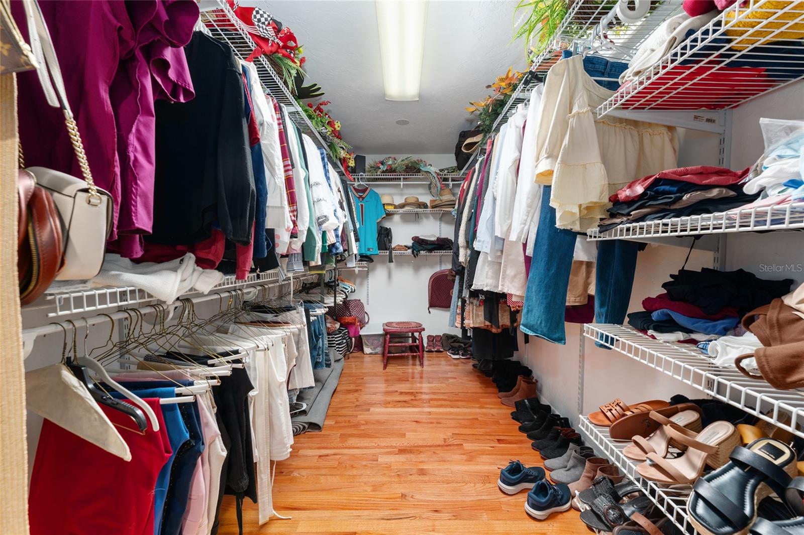 WOODFIELDS UN 04 - Residential