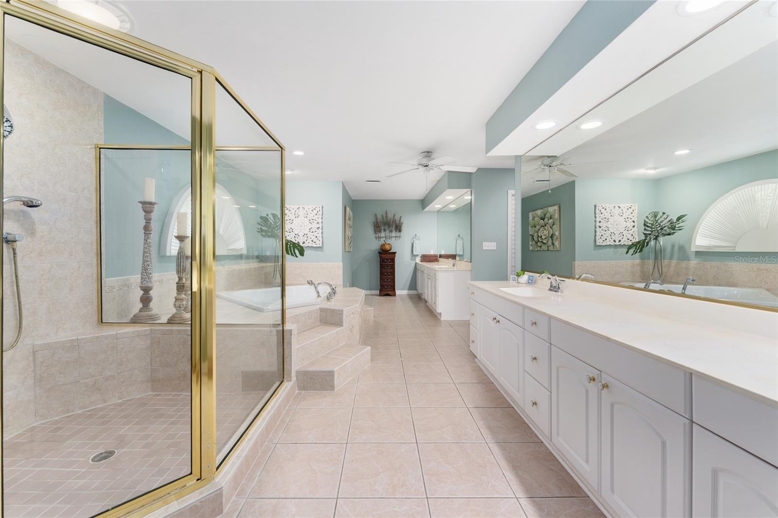 WOODFIELDS UN 04 - Residential