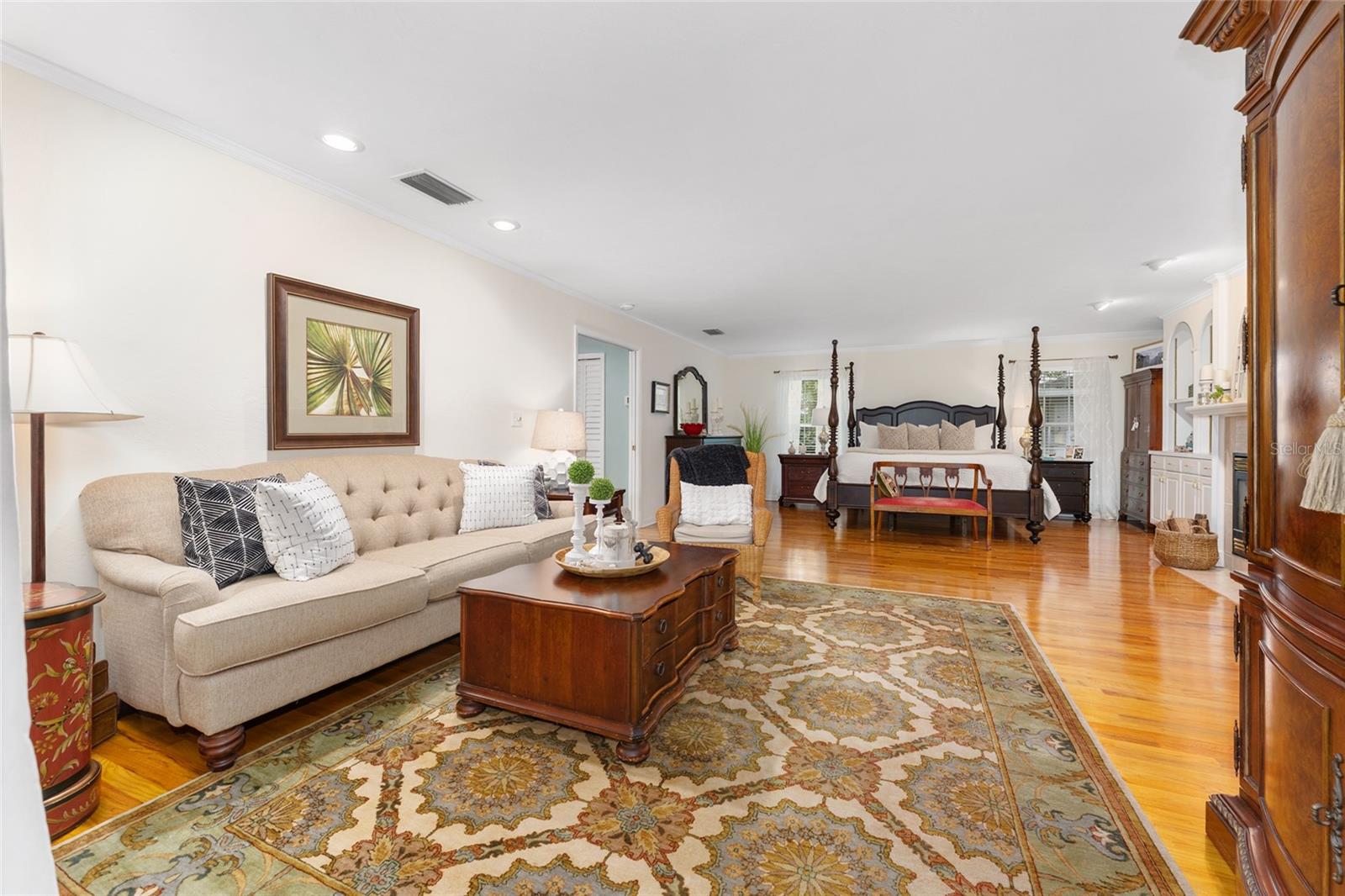 WOODFIELDS UN 04 - Residential