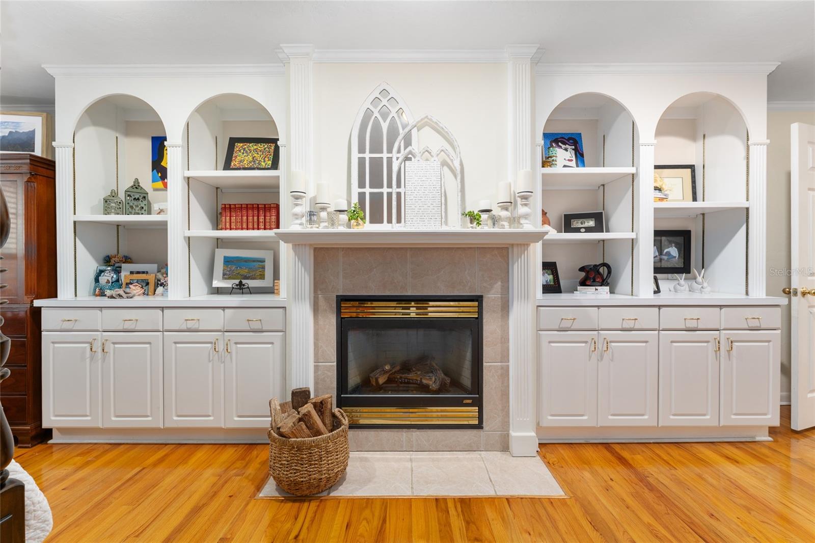 WOODFIELDS UN 04 - Residential