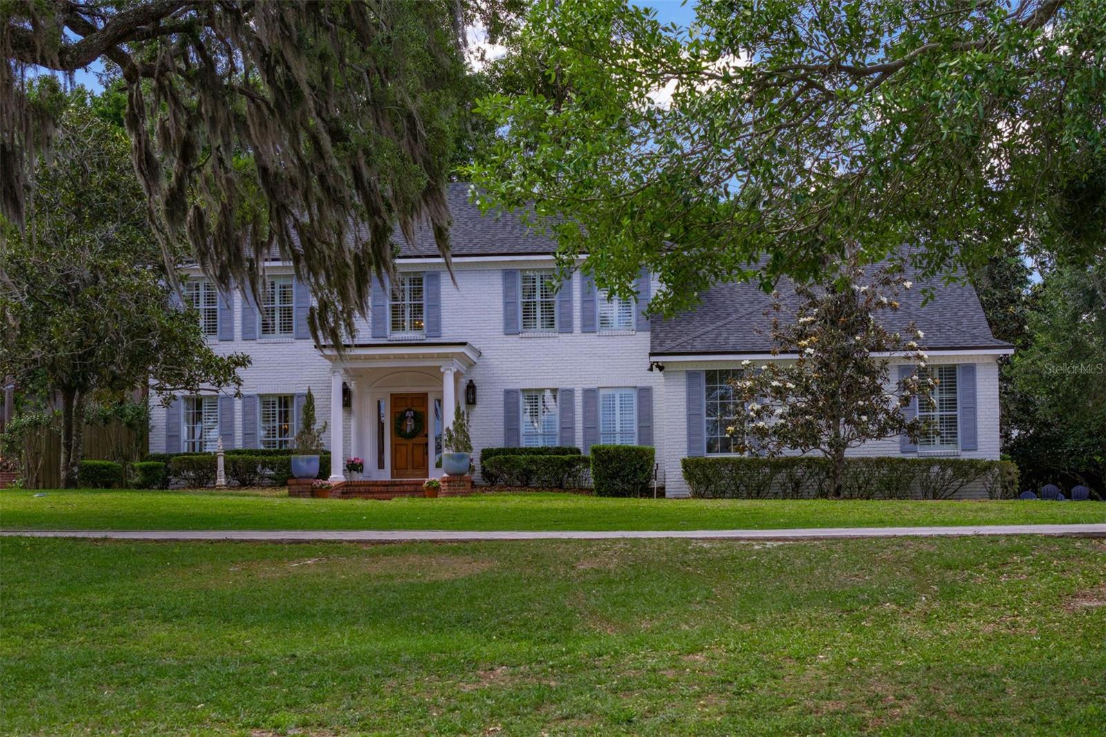 530 LAKE CATHERINE DRIVE