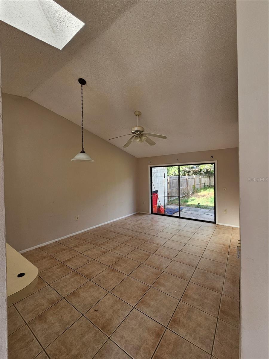 RIVERBEND ESTATES - Residential Lease