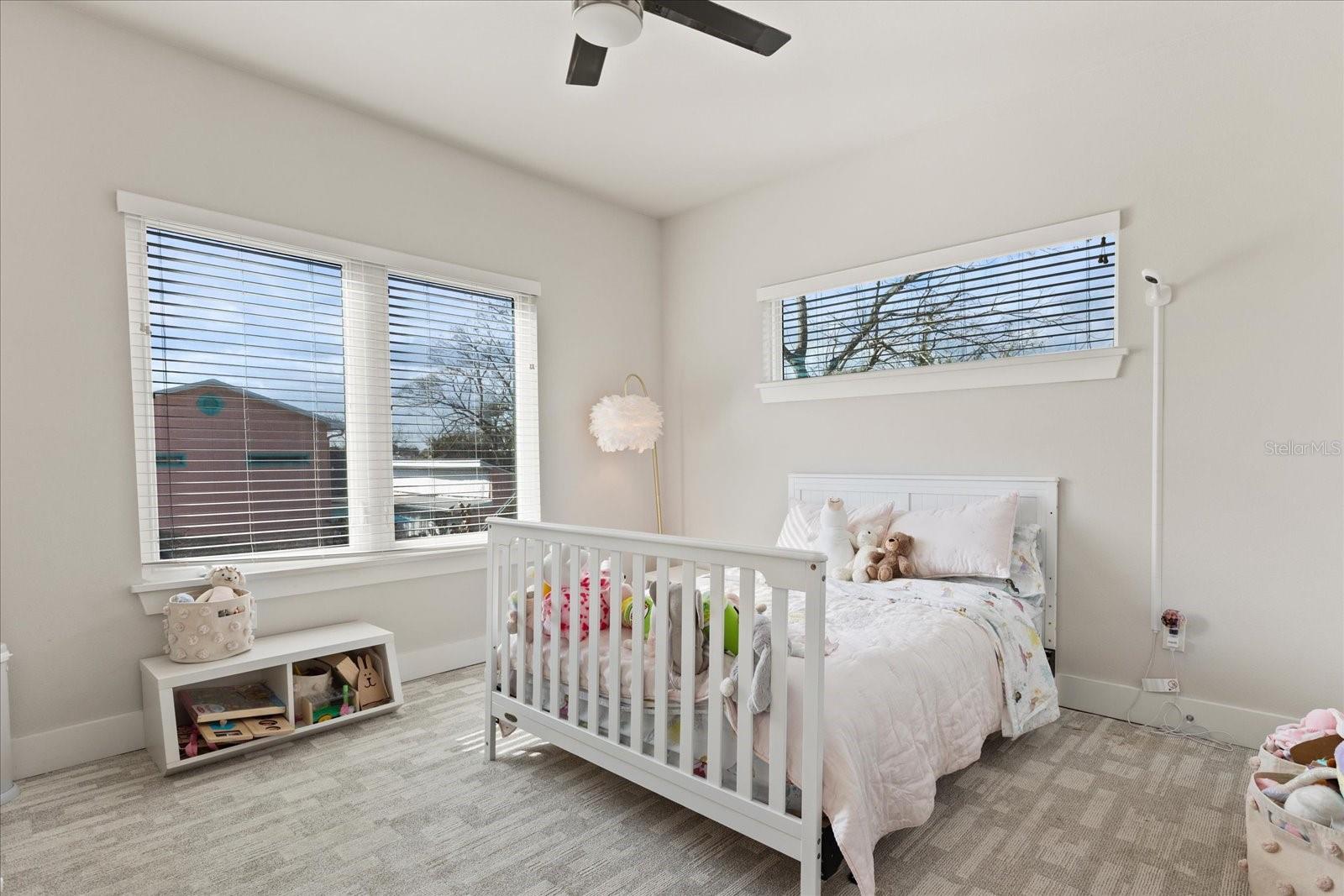 LAWNDALE - Residential