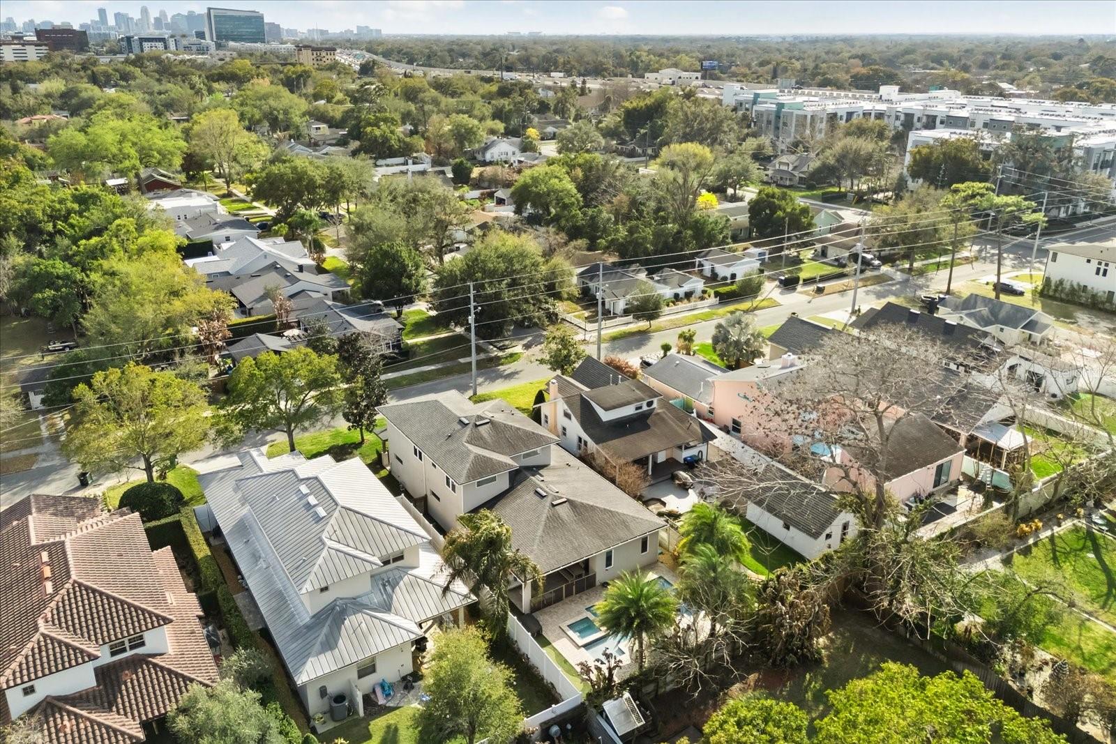 LAWNDALE - Residential