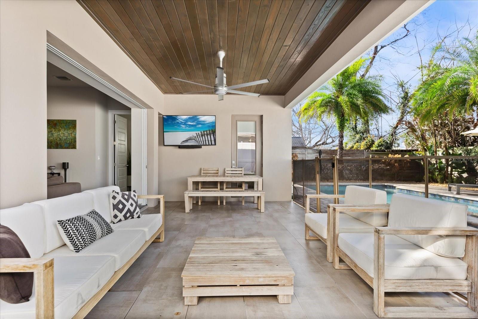 LAWNDALE - Residential