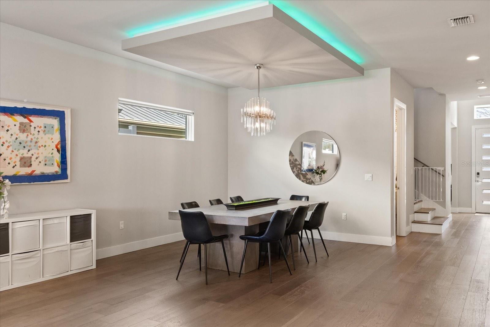 LAWNDALE - Residential