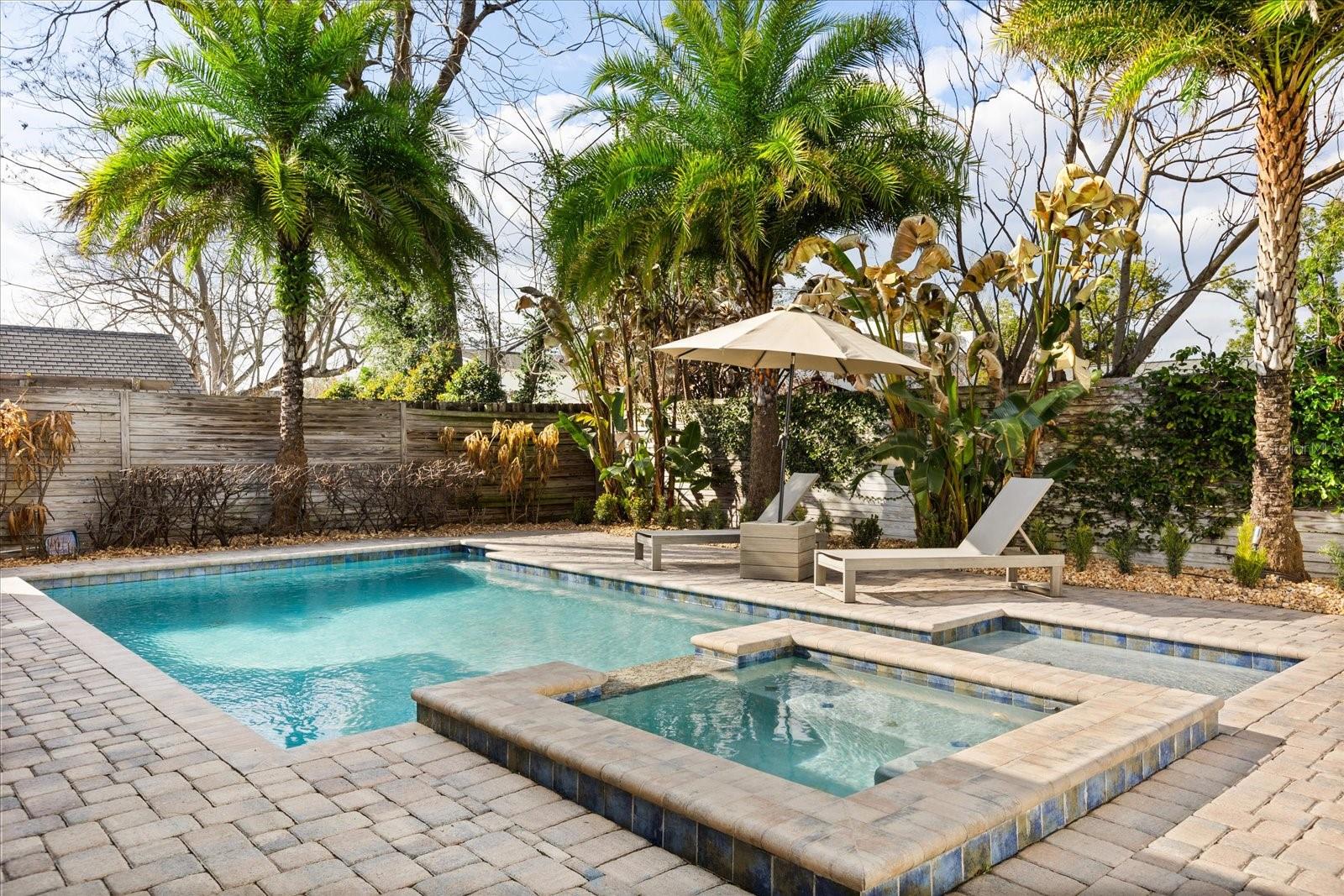 LAWNDALE - Residential