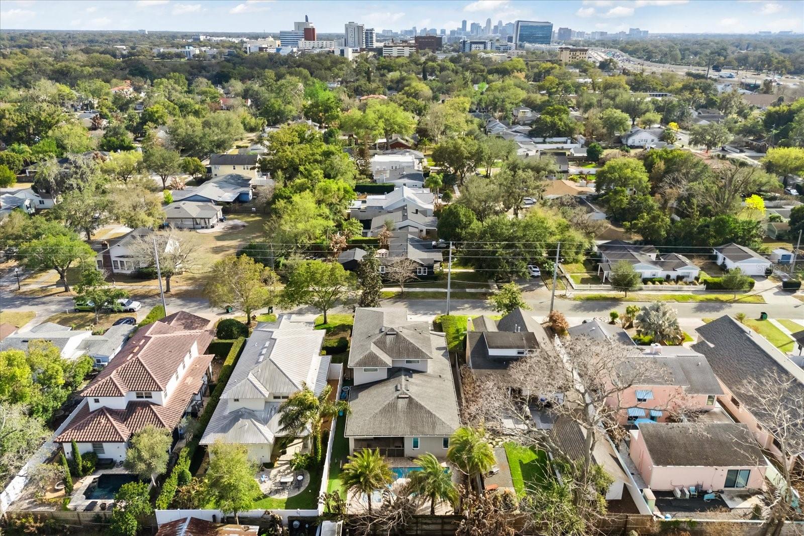 LAWNDALE - Residential