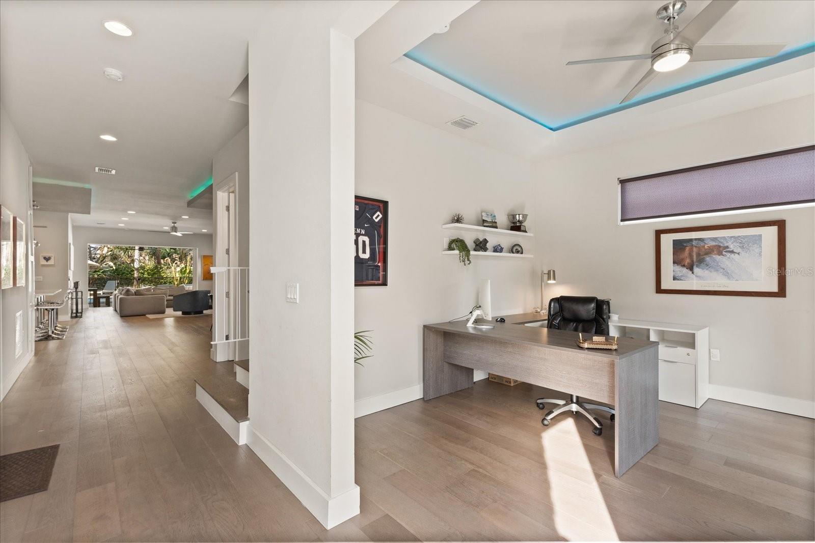 LAWNDALE - Residential