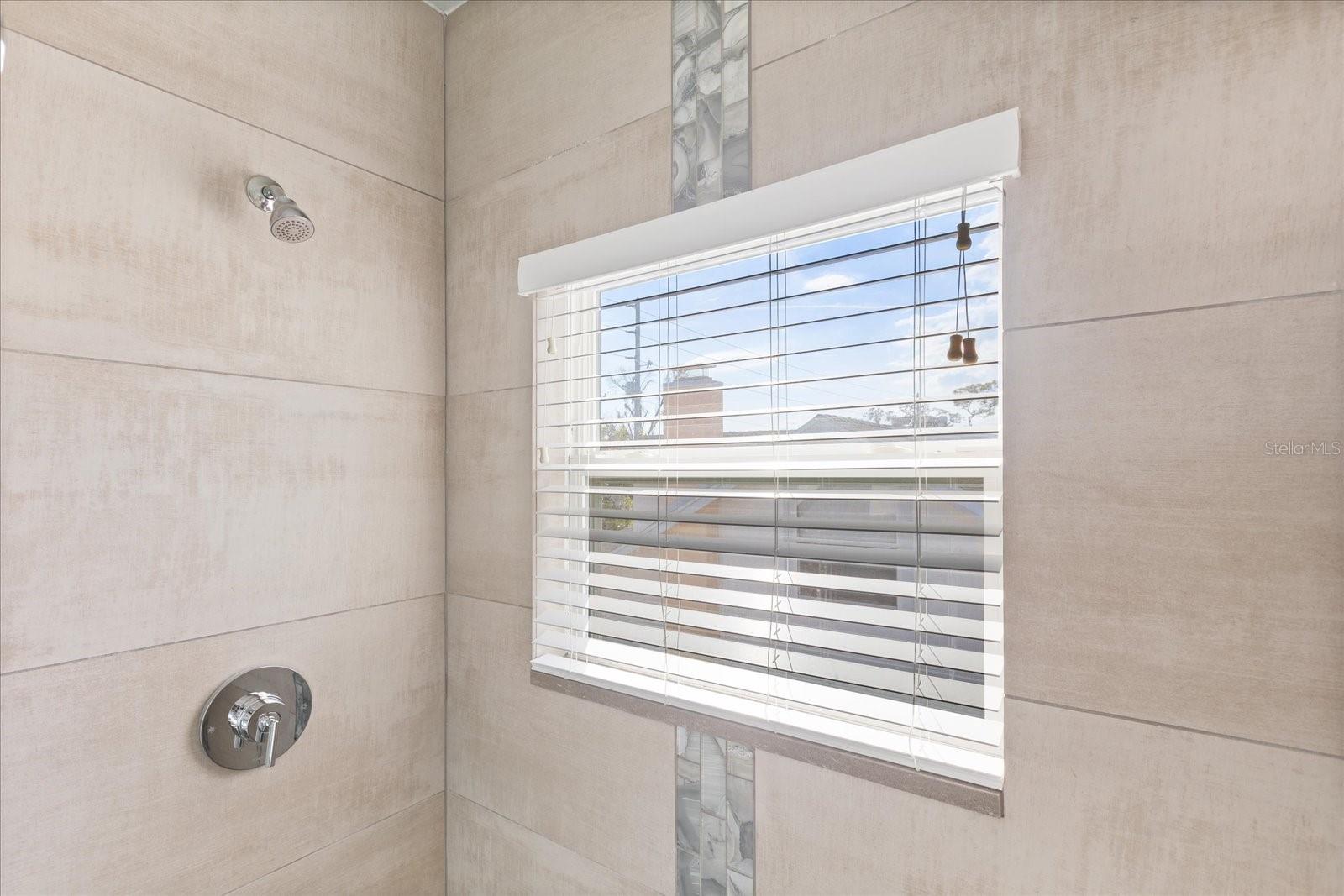 LAWNDALE - Residential