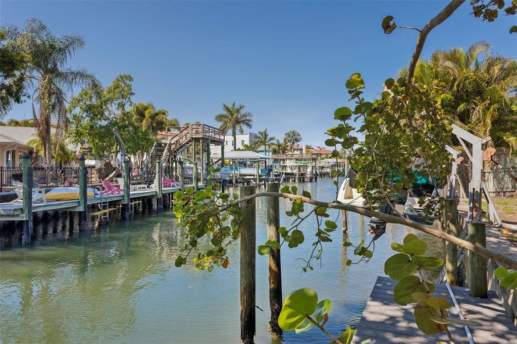 Photo of 4928 W San Rafael Street, Tampa, FL 33629 (MLS # TB8478765)