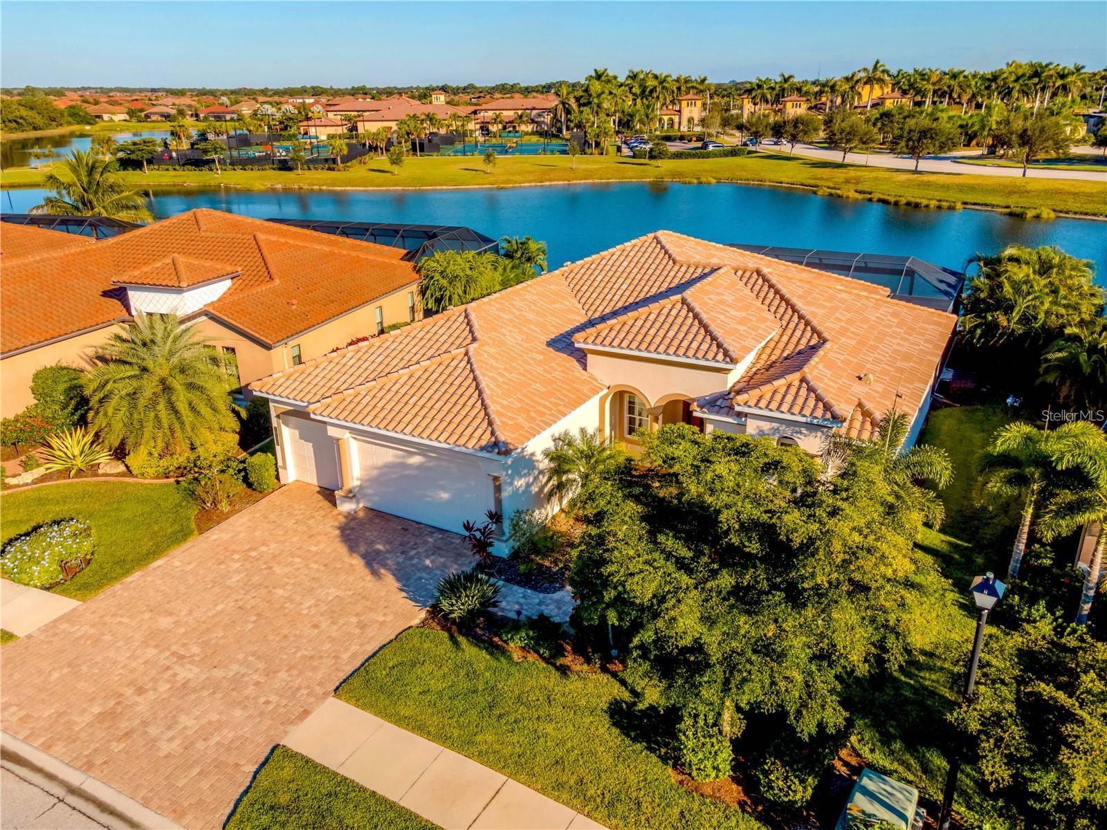 GRAN PARADISO PH 1 - Residential